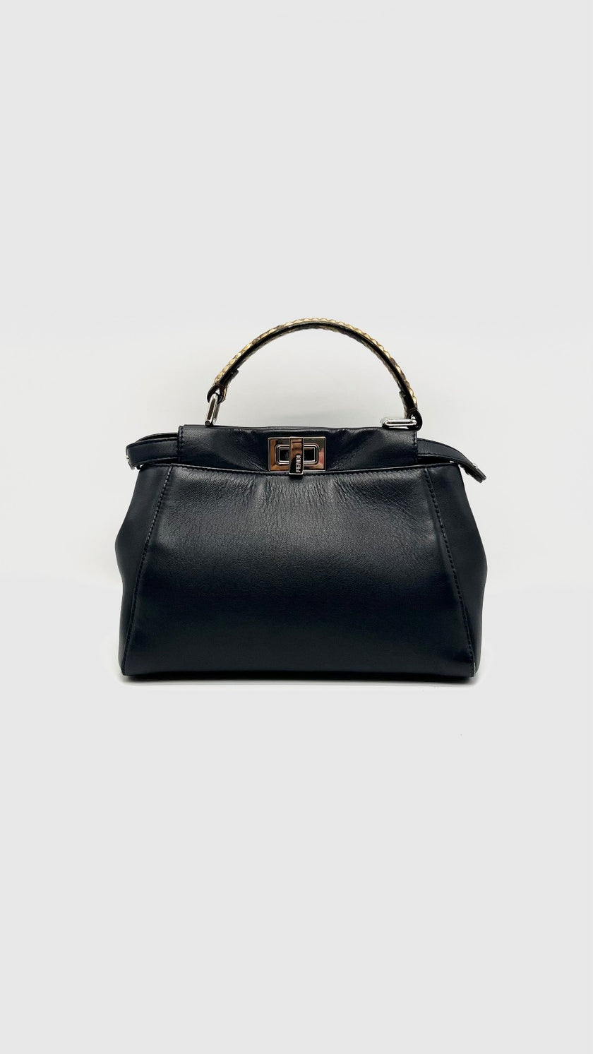 Preowned. Fendi Peekaboo Regular Black GHW|15656