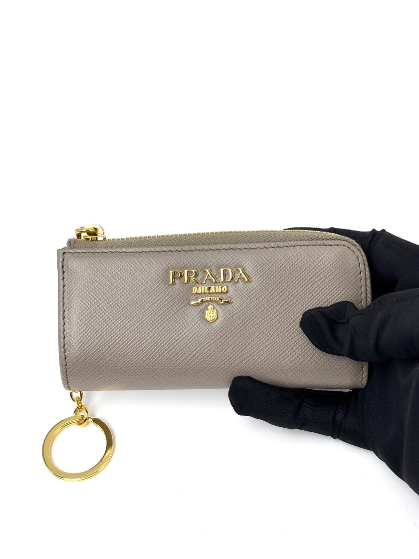 Brand New. Prada Zip Wallet Gray|7210