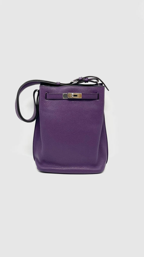 Preowned. Hermes So Kelly 22 Ultraviolet/Bleu Obscure Clemence PHW. Sqaure Q56|15020