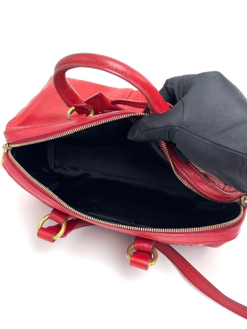 Preowned. YSL Muse Bowler Red|6391