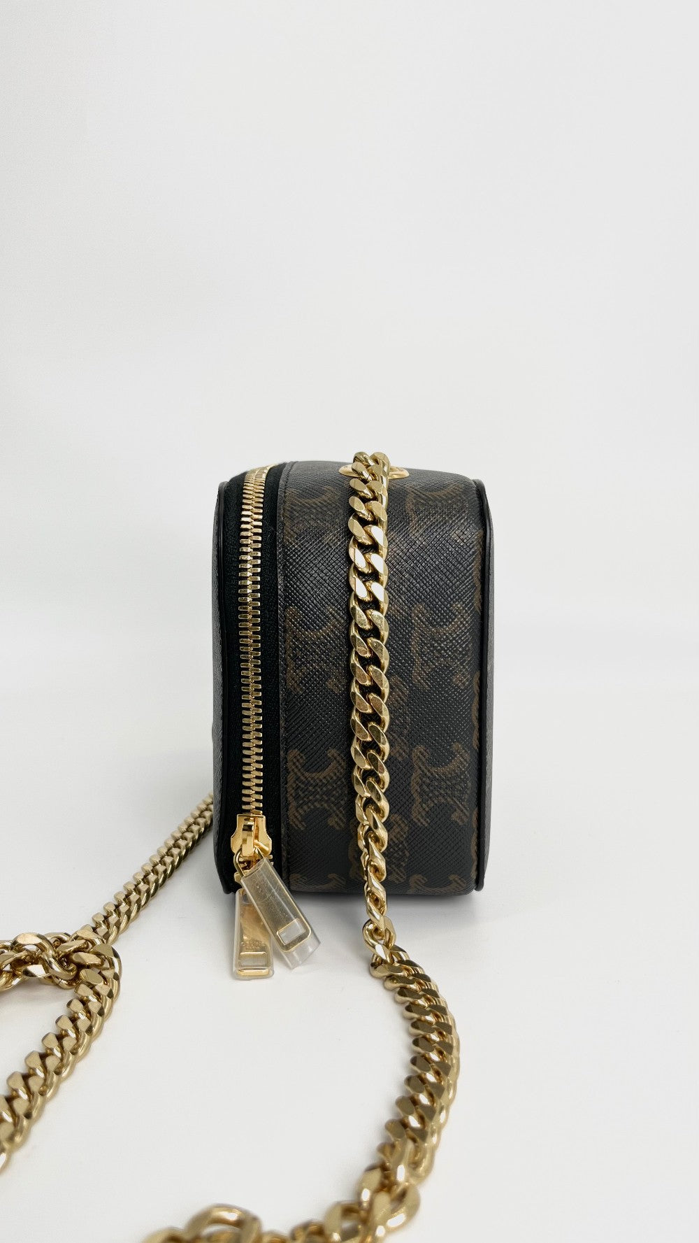 Unused. Celine Triomphe Box Tan|4550