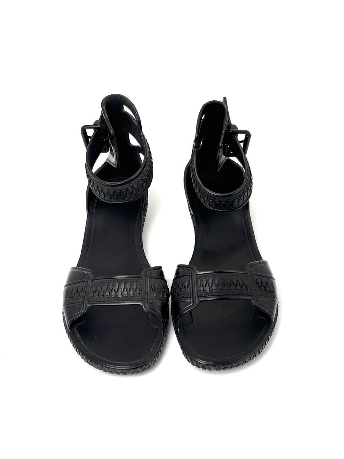 Brand New. Givenchy Jelly Flats Black. 39|7685