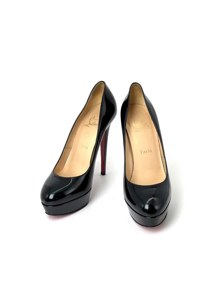 Preowned. Louboutin Heel Patent Dark Green. 39|7465