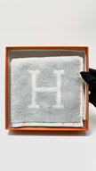 Brand New. Hermes Face Towel|9995