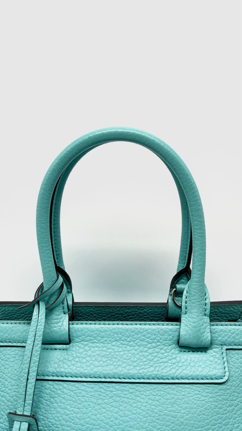 Preowned. Moynat Pauline Bag Turquoise|15051