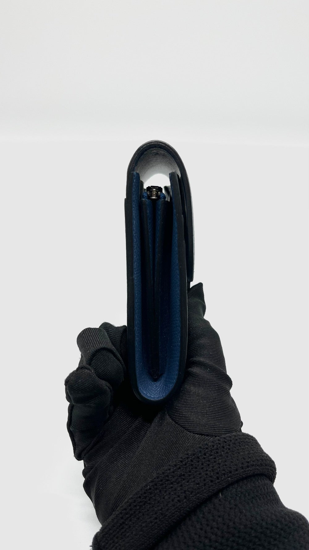 Like New. Hermes Constance Wallet Compact Blue|5526