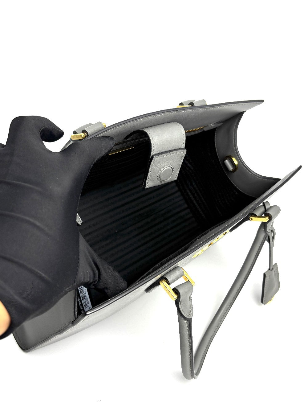 Like New. Prada Argilla Two Way Saffiano Gray. 158D|12357