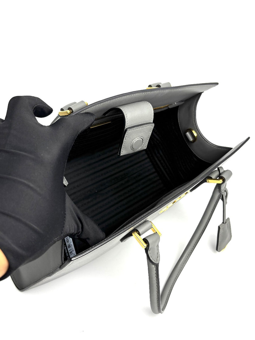 Like New. Prada Argilla Two Way Saffiano Gray. 158D|12357