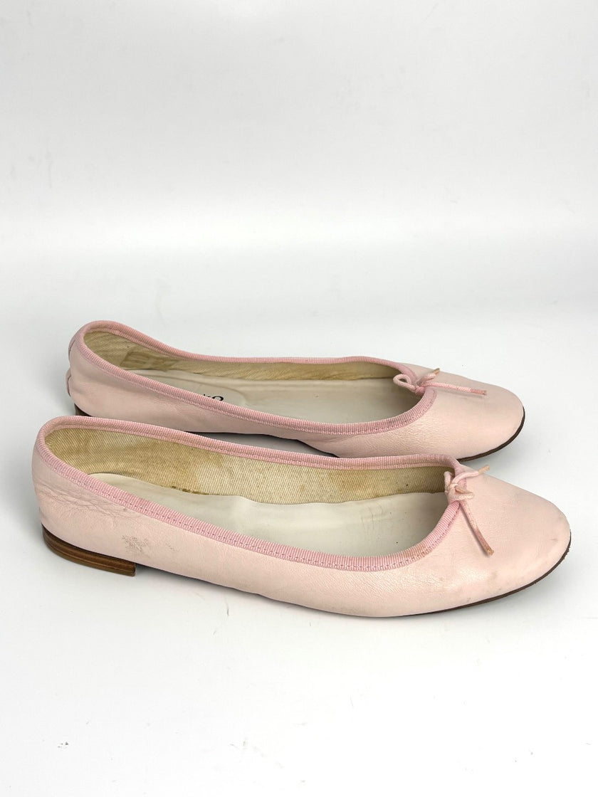 Preowned. Repetto Flats Pale Pink. 41|11012