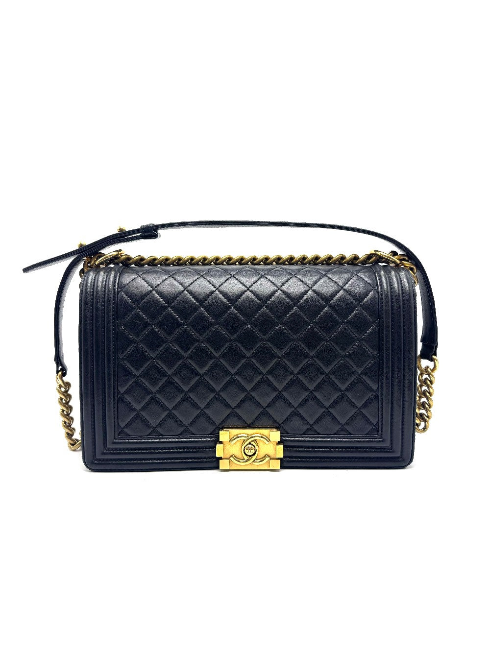 Preowned. Chanel Leboy New Medium Black Lambskin GHW. 21698415|17069