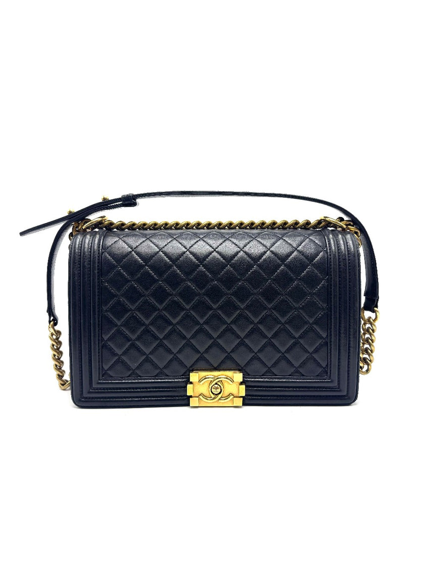 Preowned. Chanel Leboy New Medium Black Lambskin GHW. 21698415|17069