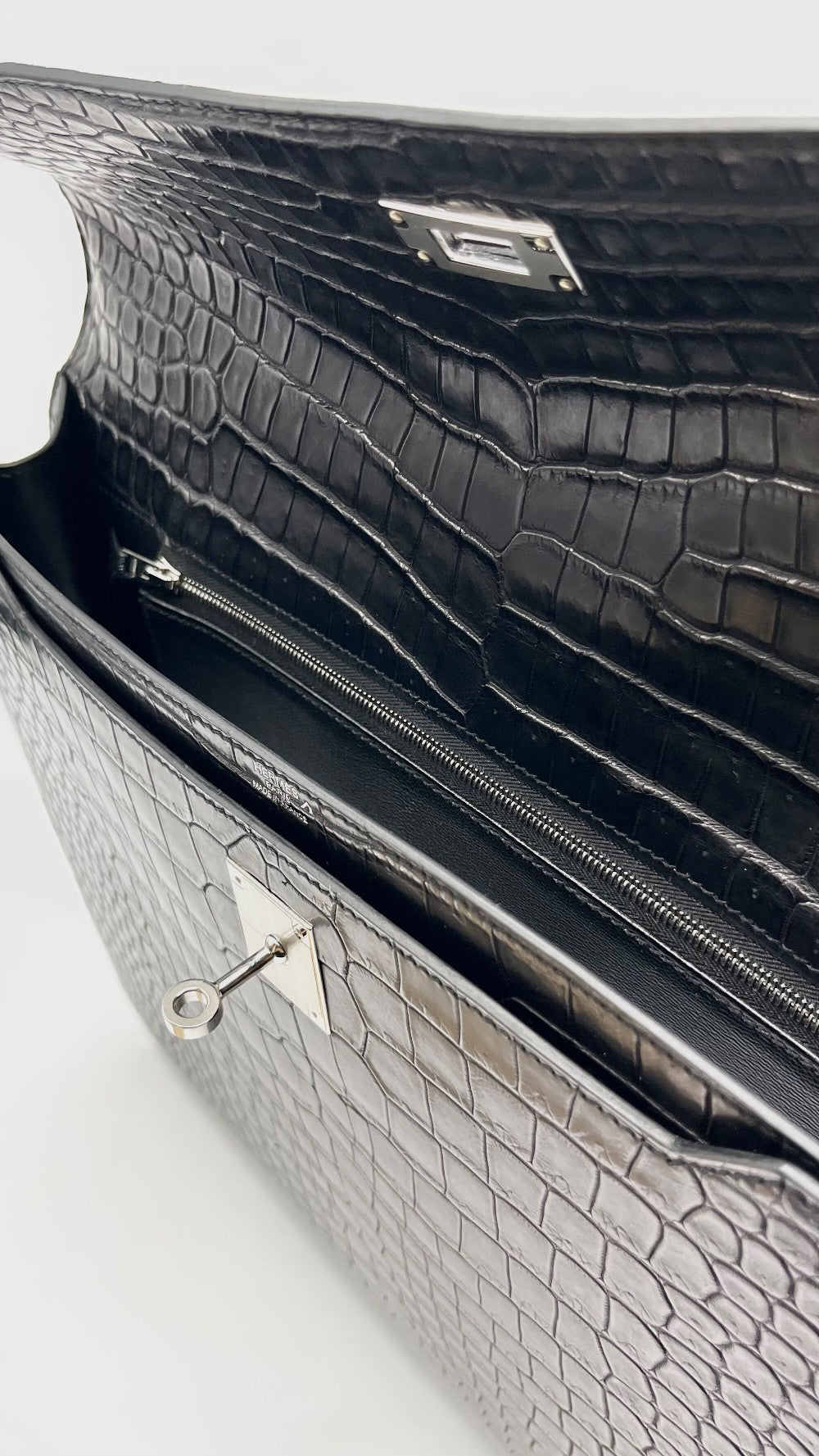 Like New. Hermes Kelly Depeches Briefcase Black Croc PHW. UPI563AP|10202