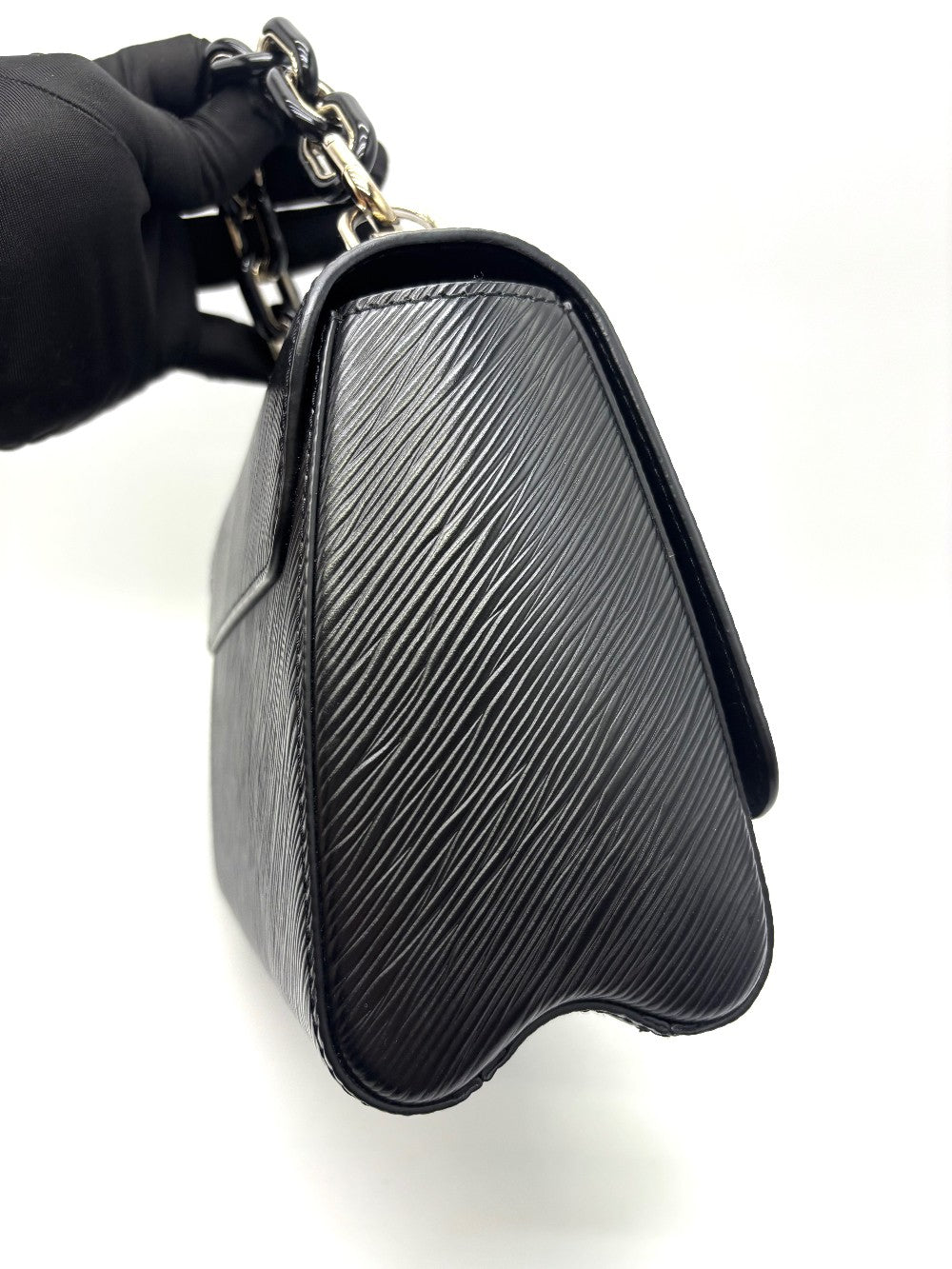 Brand New. LV Twist Yayoi Black/White PM|17679
