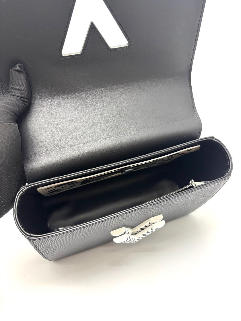Brand New. LV Twist Yayoi Black/White PM|17682