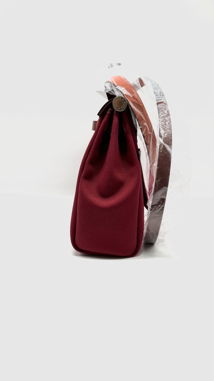 Brand New. Hermes Herbag 31 Rubis/ Bubblegum Verso PHW. UMN009KD|9804