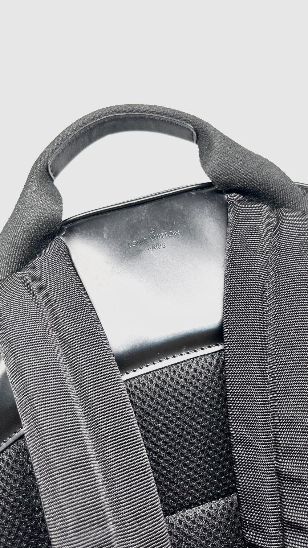 Preowned. LV Michael Backpack Graphite Black. Microchip|13477