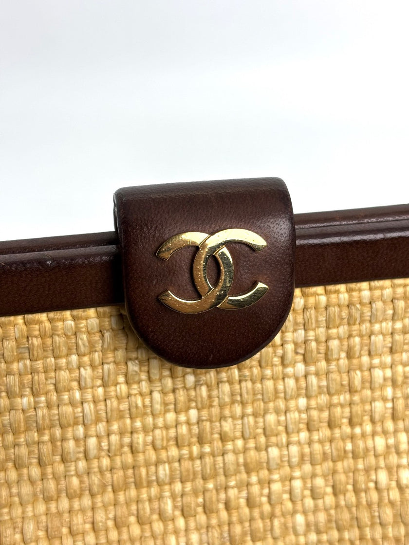 Preowned. Chanel Vintage CC Raffia Beige. 5988701|4151