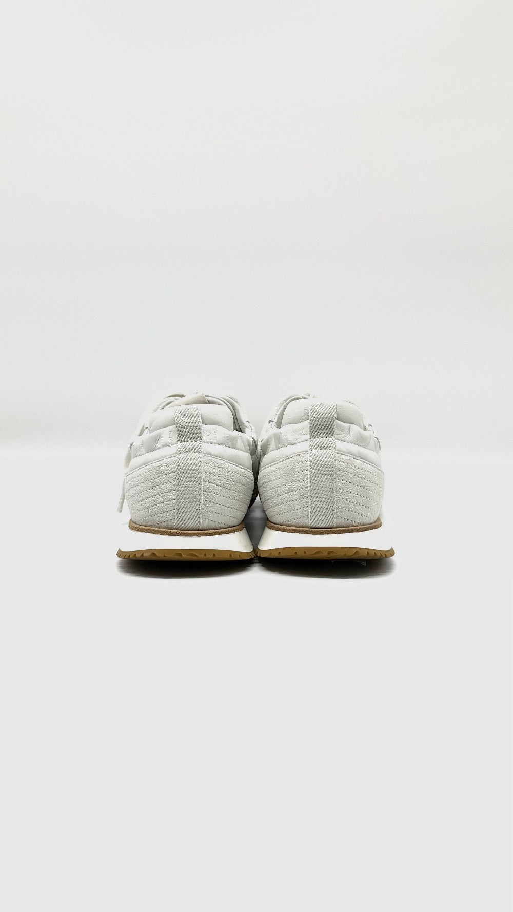 Like New. Hermes Jet White Sneaker . 38|10258