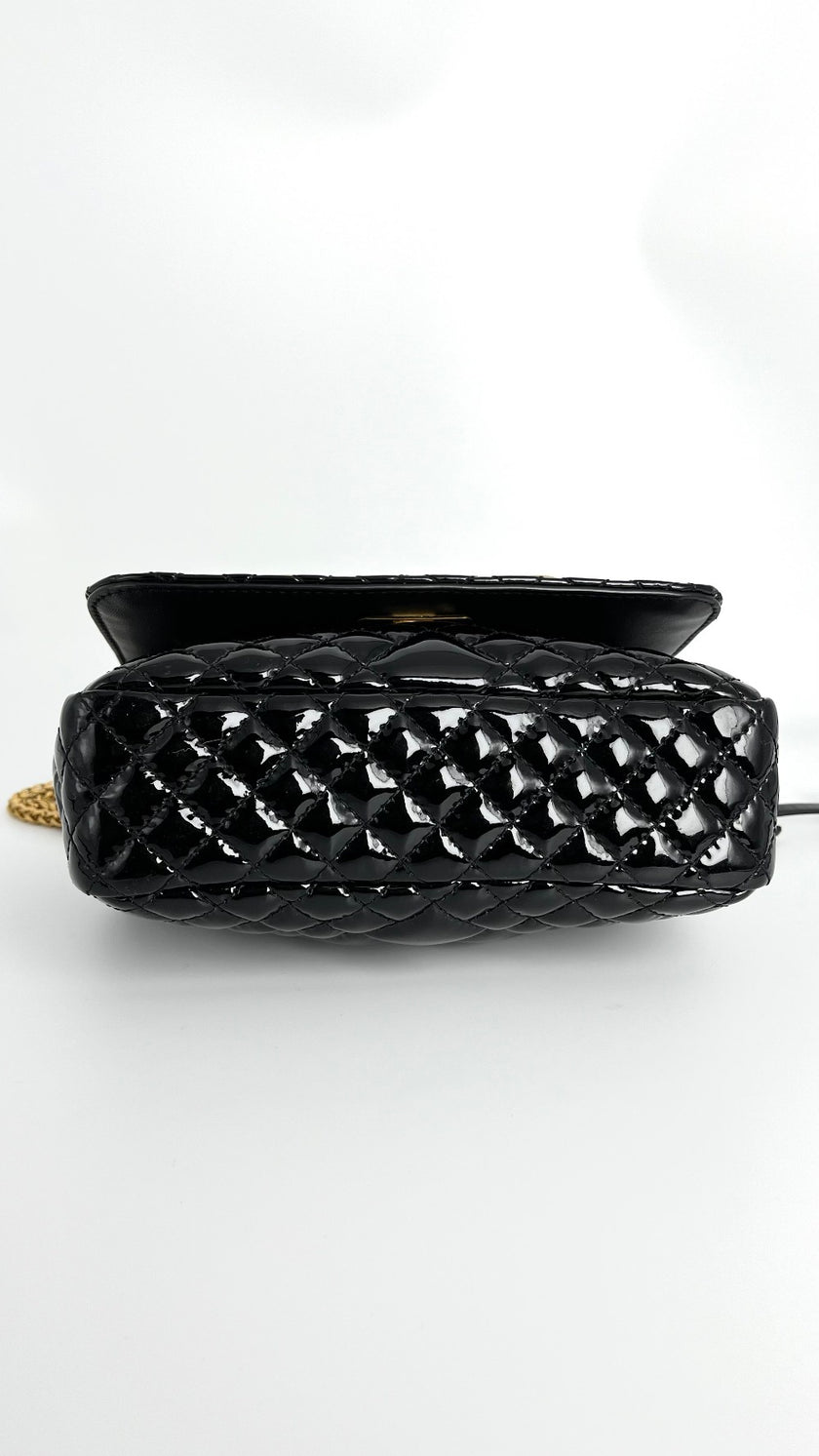 [SALE] Preowned. Versace Flap Patent Black|4650