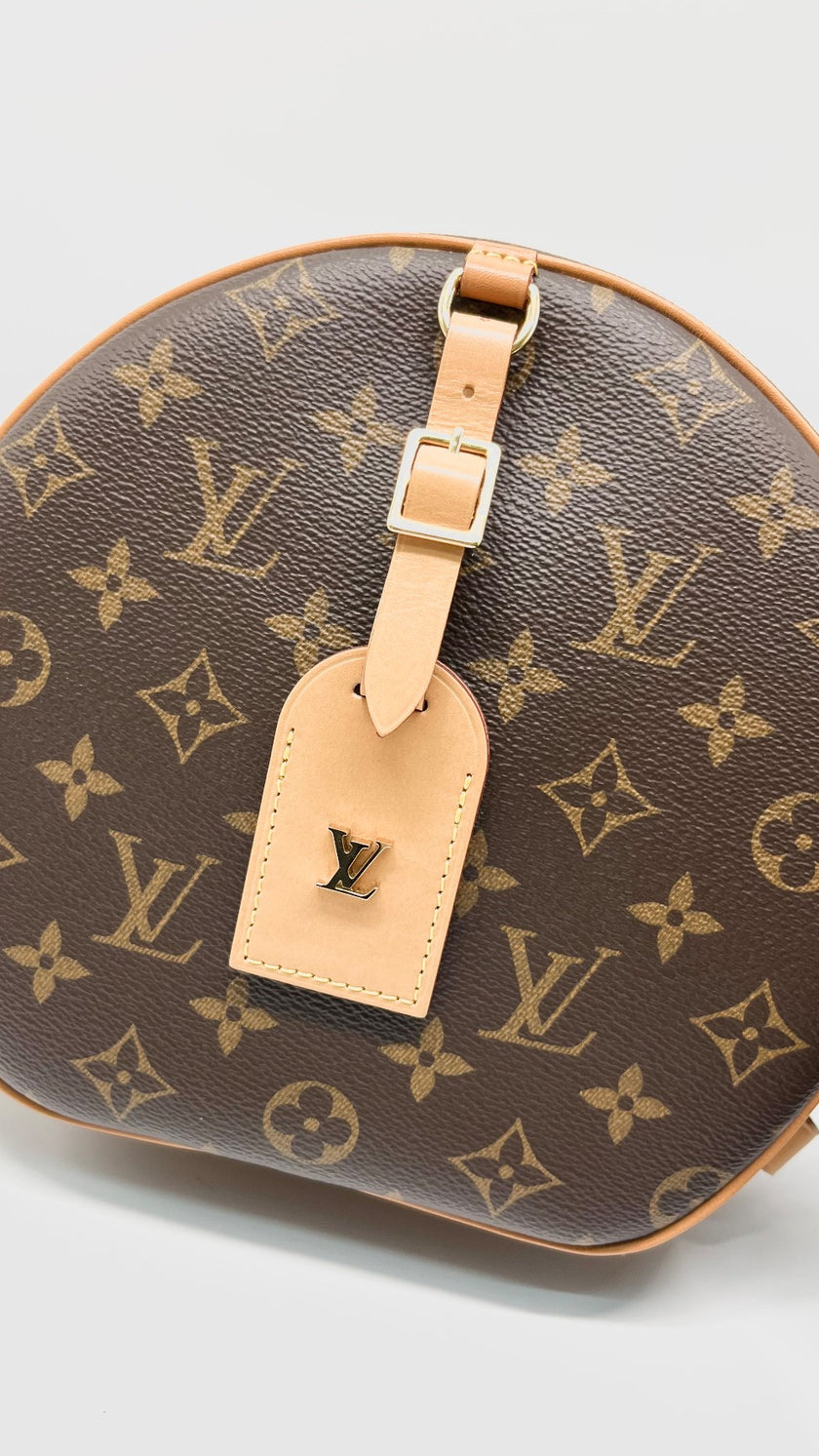 Preowned. LV Boite Chapeau Souple Monogram MM Microchip|12235
