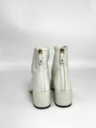 Preowned. Chanel Boots White. 36|8353