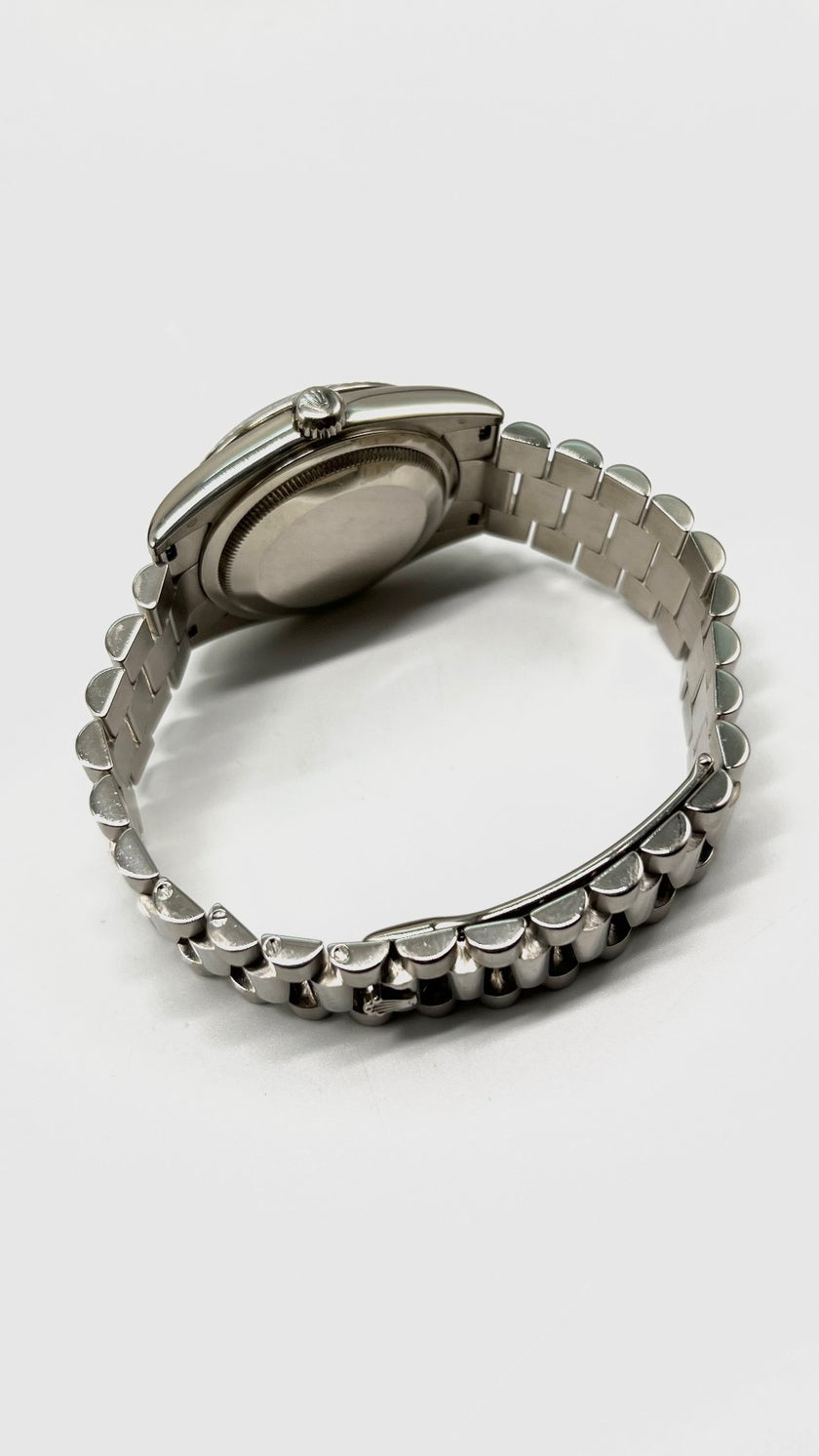 Preowned. Rolex Daydate 36 MM MOP Tahistian w/ dias Full White Gold President 2005 23 Links.|11481