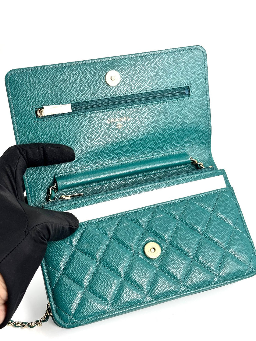 Like New. Chanel WOC Bluegreen. 30836980|4103