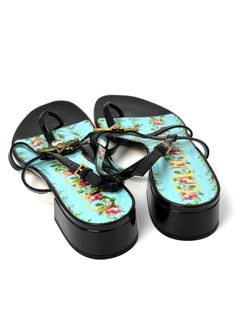 Brand New. Gucci Bee Thongs Patent Black. 39|9019