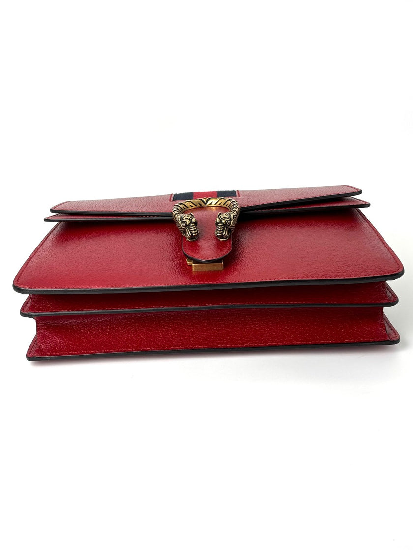 Preowned. Gucci Dionysus Medium Red. 403-340-525-040|5856