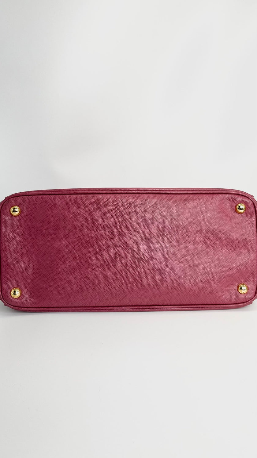 Preowned. Prada Saffiano Tote Pink. 25|4474