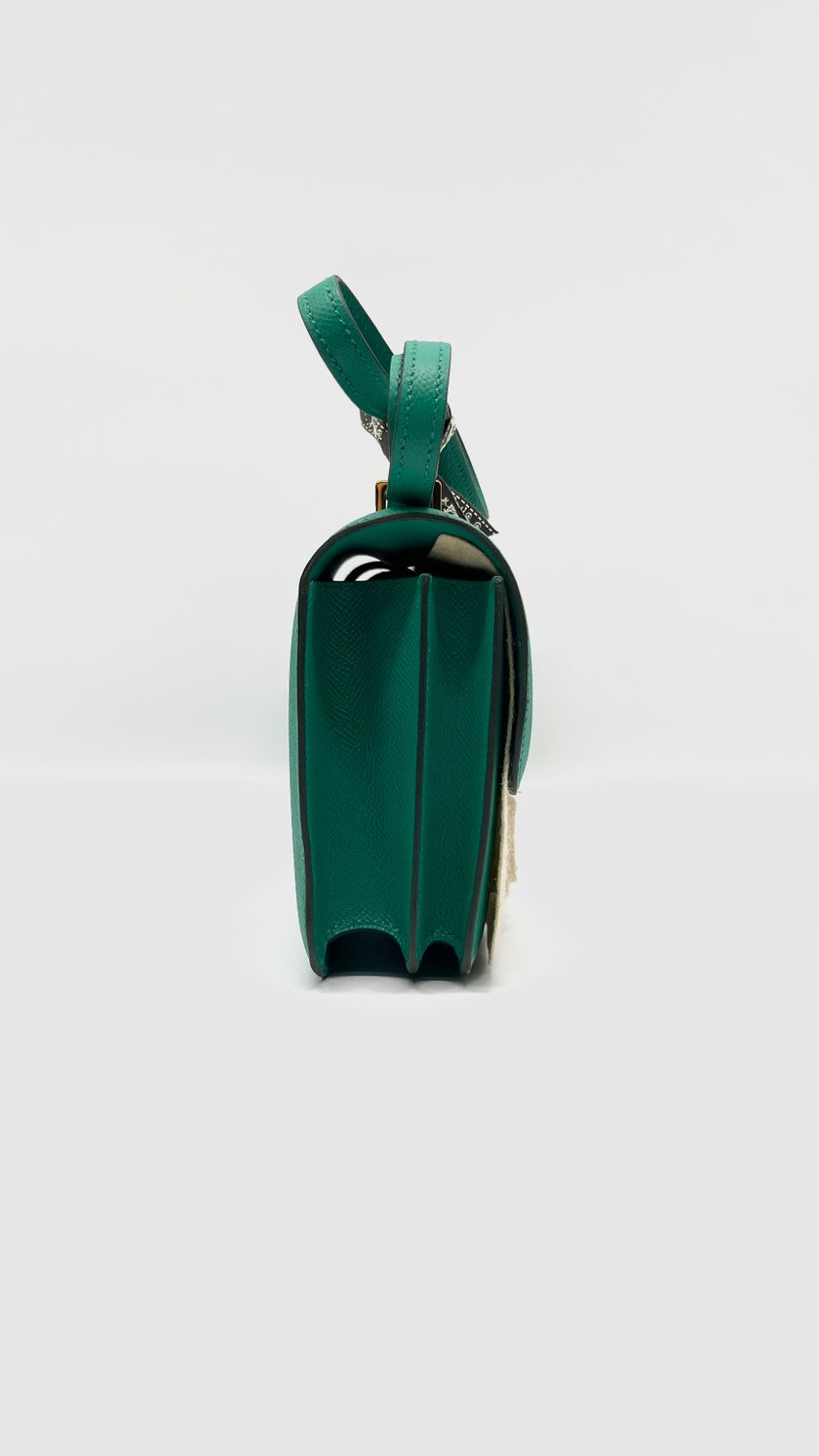 Brand New. Hermes Constance 18 MIni Vert Jade Epsom GHW. UPN 809 MC|7791