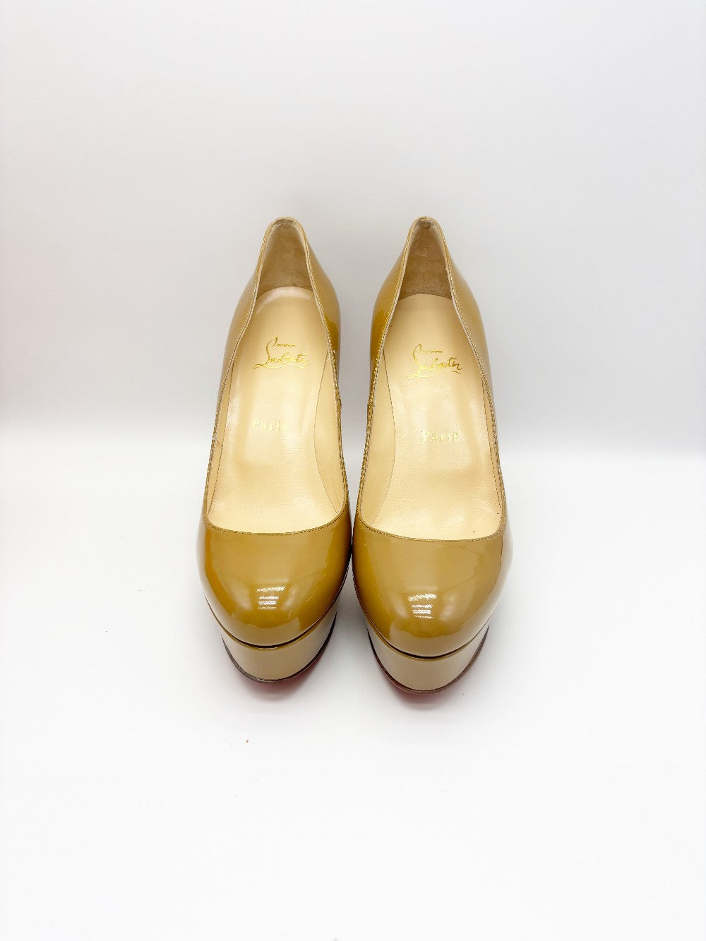 Unused. Christian Louboutin Bianca 140 Pumps Camel Patent. 39|17849
