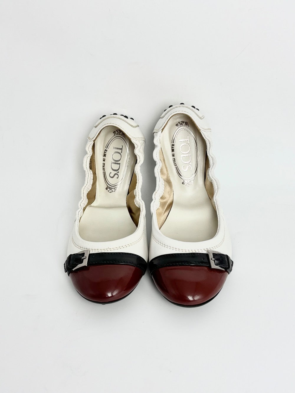 Preowned. Tods Flats White/Red. 37|12560
