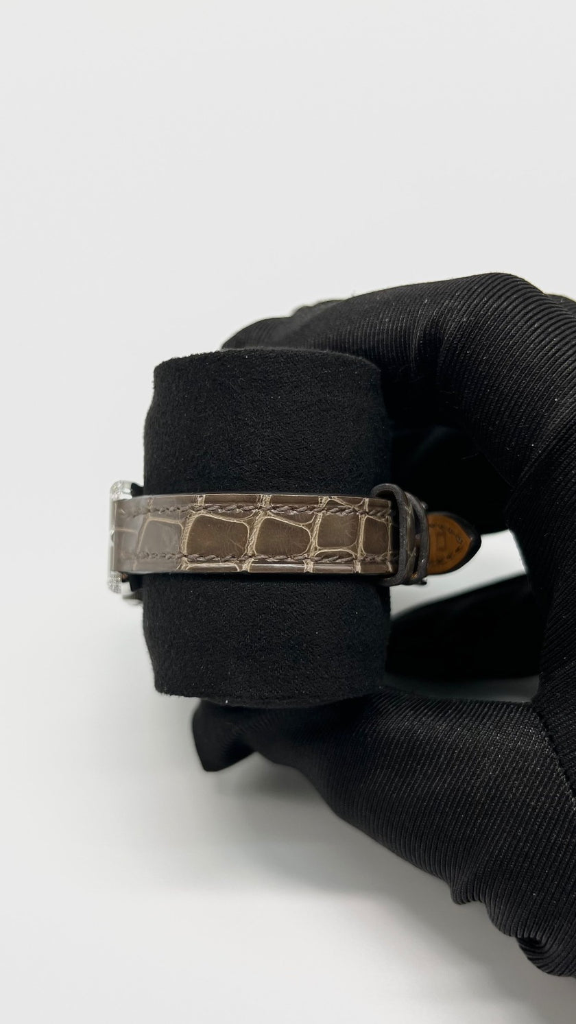 Brand New. Hermes Nantucket Watch Croc MOP Dial With Diamonds|5705