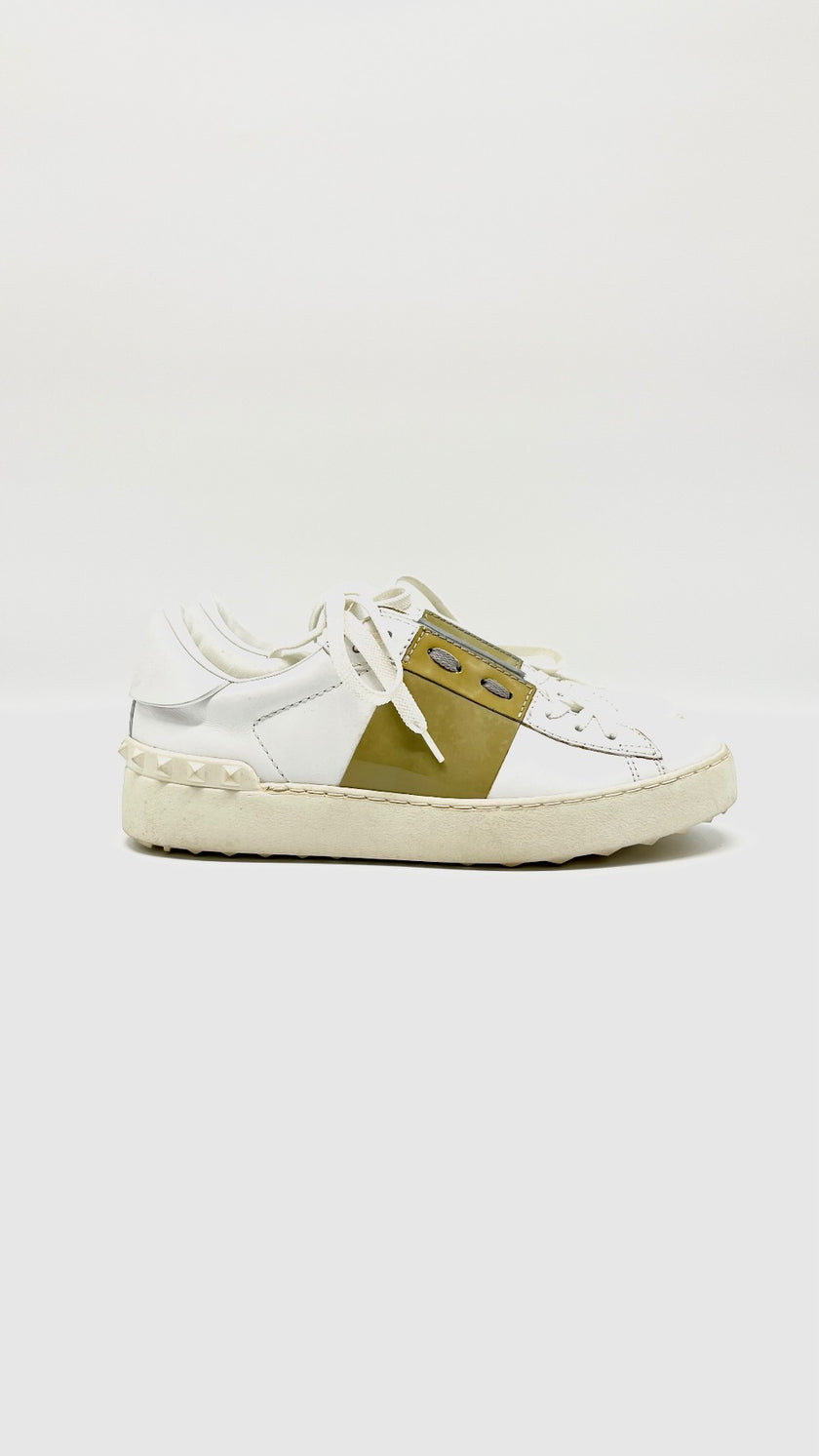 Preowned. Valentino Sneakers White. 36|10761