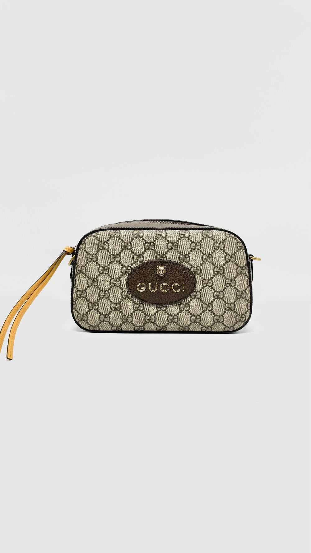 Like New. Gucci Neo Vintage GG Supreme Camera Bag Monogram Brown GHW|14912