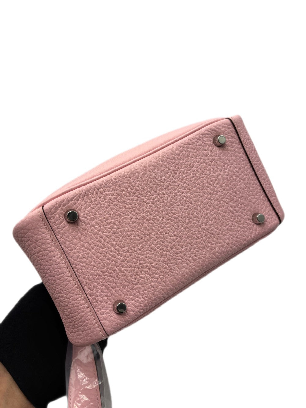 Brand New. Hermes Mini Lindy Rose Sakura/New White Clemence PHW. GPY245UH|17415
