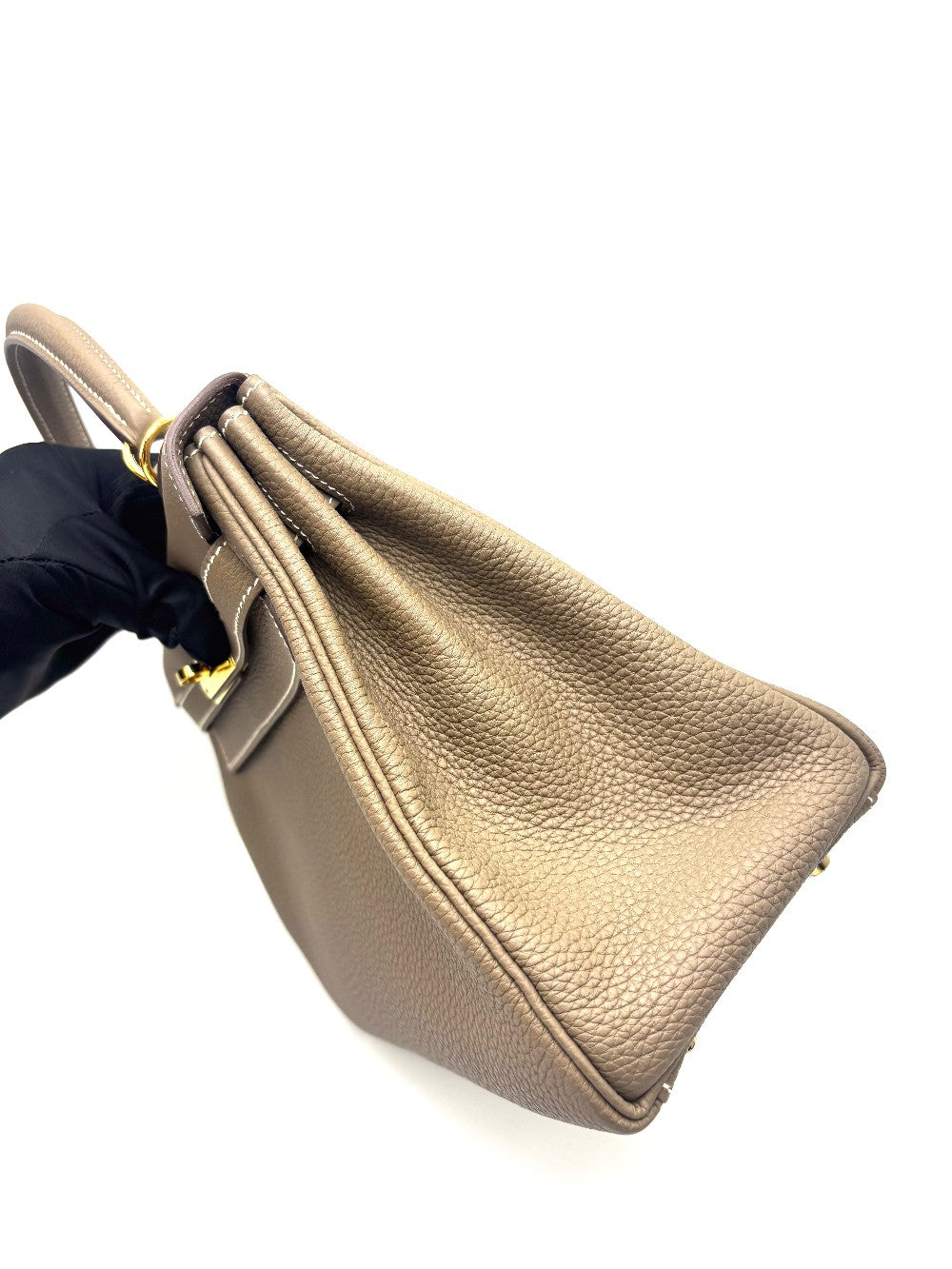 Like New. Hermes Kelly 28 Etoupe Togo GHW. UMU121SC|17312