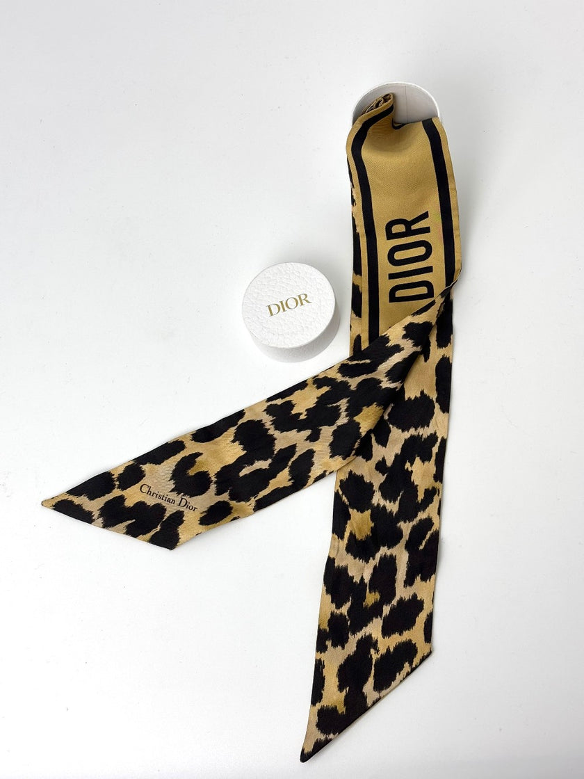 Brand New. Dior Twilly|7361