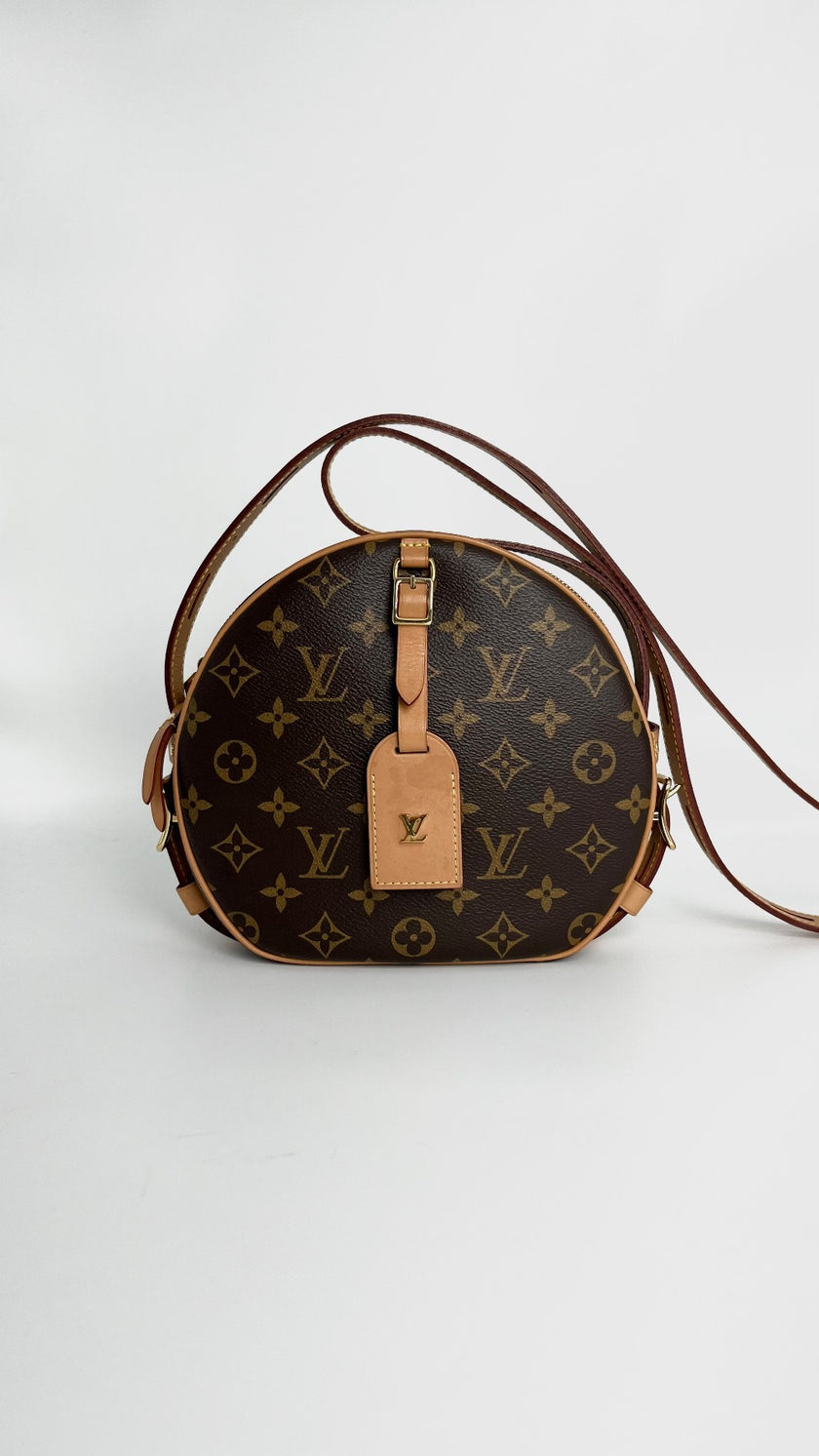 Preowned. LV Chapeu Boite Mono. PL4158|4675