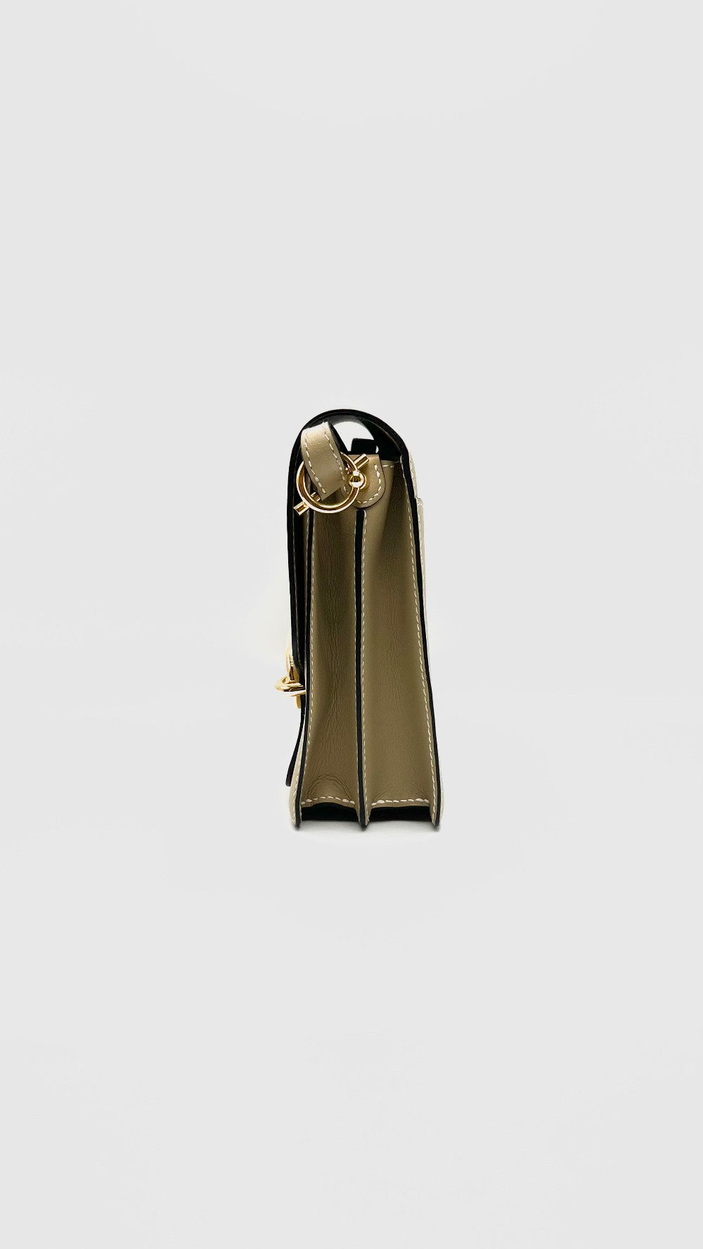 Like New. Hermes Roulis 23 Trench Evercolor GHW. XST009 SU|15592