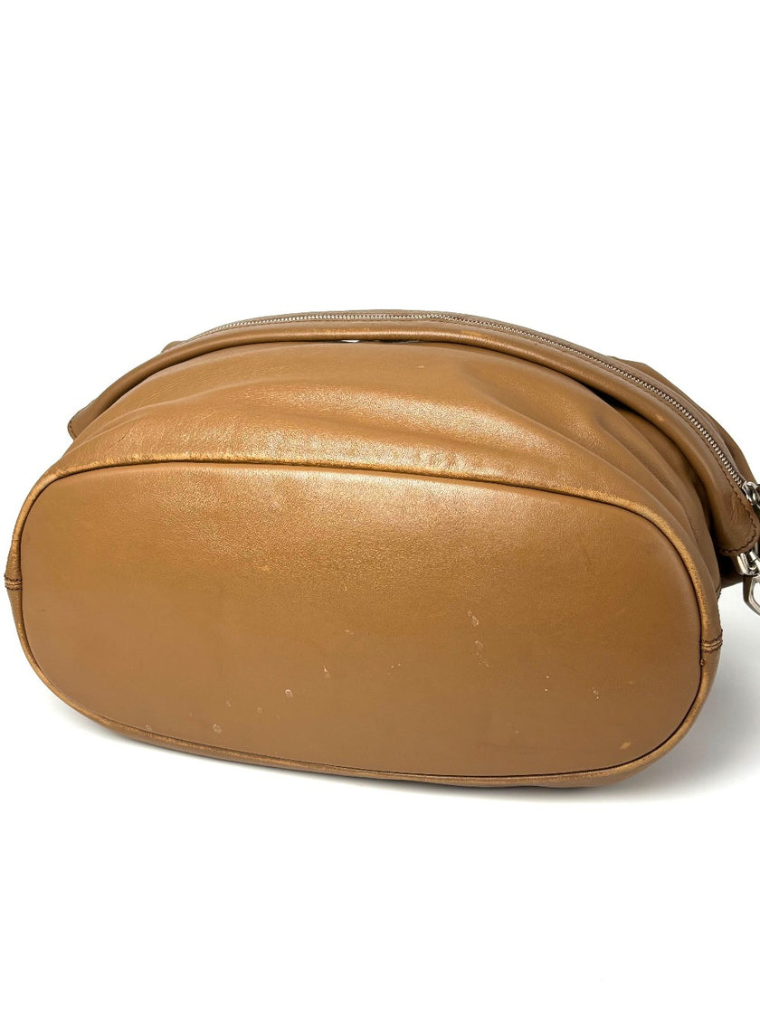 Preowned. Givenchy Nightingale 3D Stud Medium Brown|9569