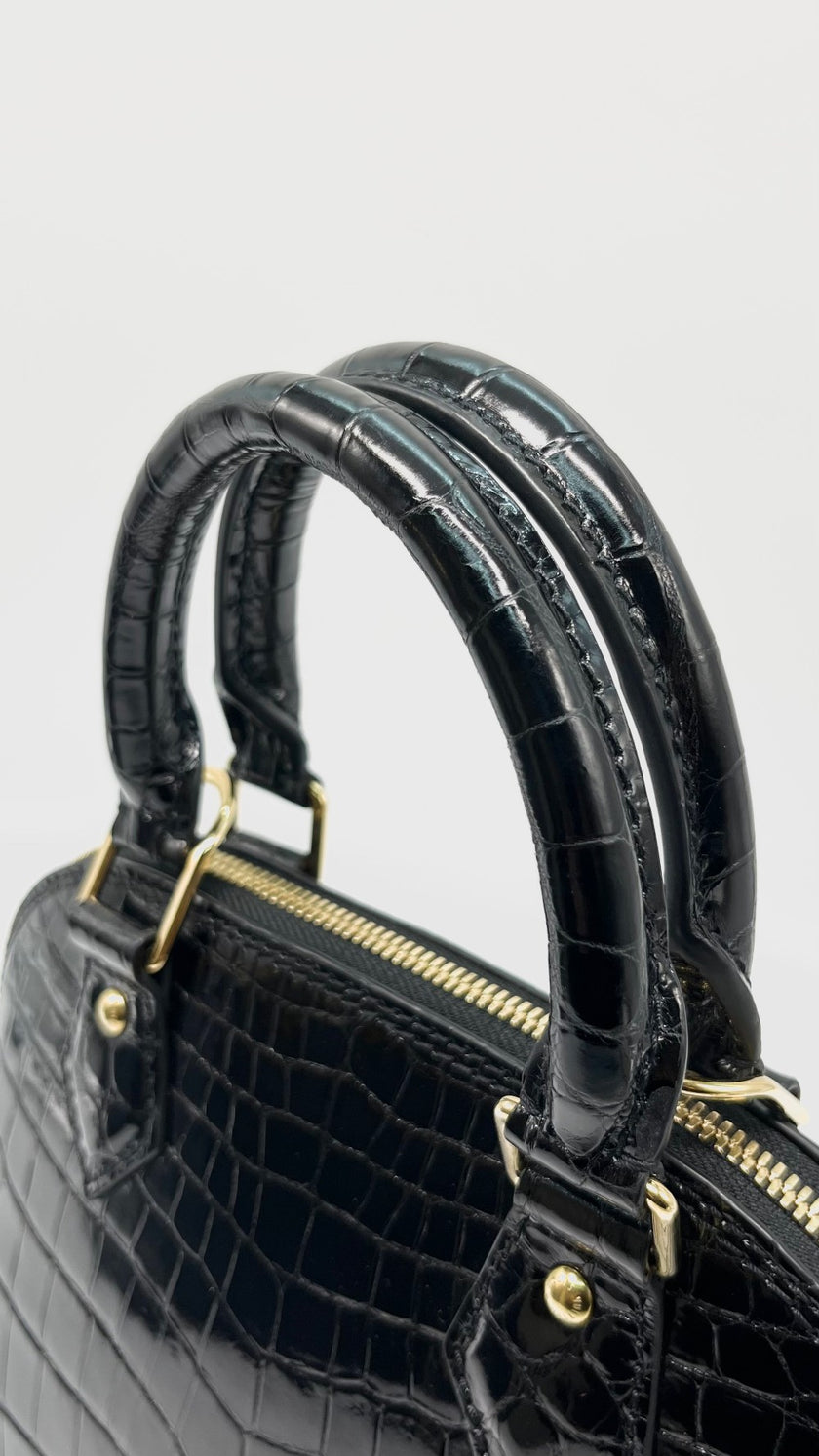 Brand New. LV Alma BB Vernis Croc Black|7858