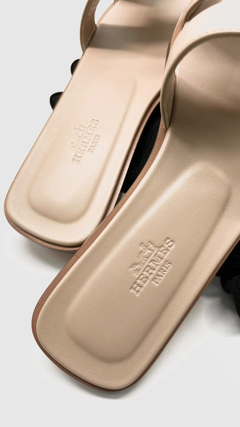 Brand New. Hermes Oran Nude Beige. 38|6905