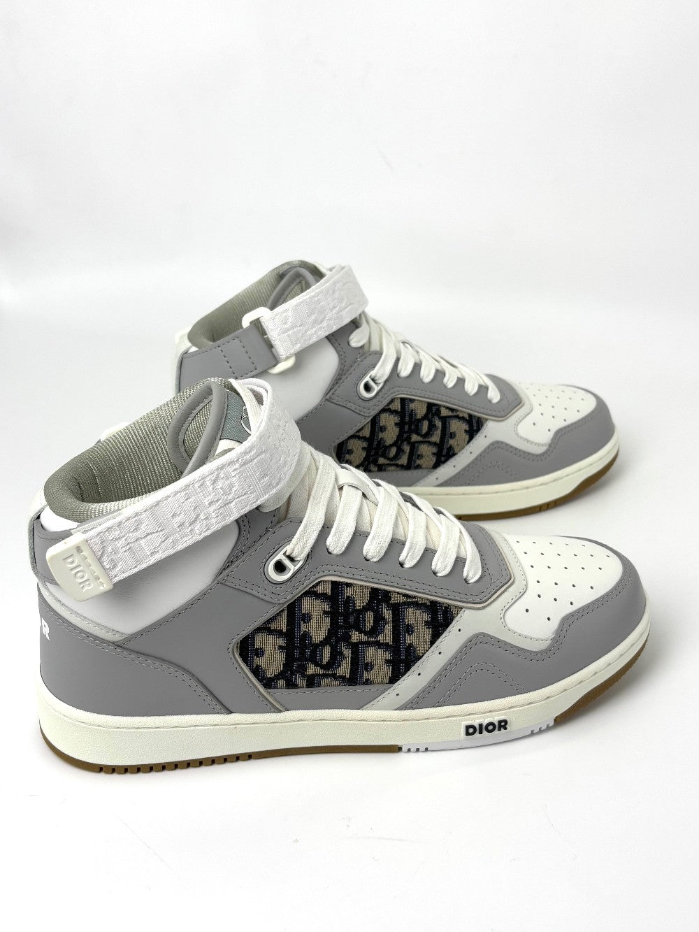 Brand New. Dior B27 High Top Sneakers. 40|7553
