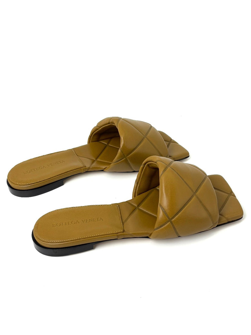 Brand New. Bottega Rubber Lido Sandals In Acorn. 37|7265