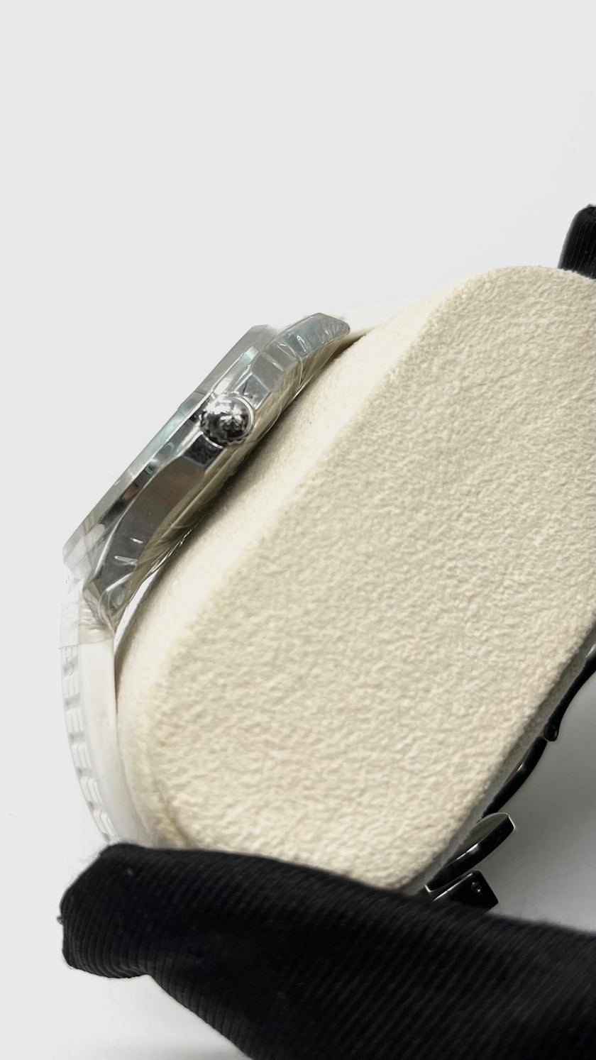 Preowned. Patek Aquanaut 5067A-024 with Diamonds White Rubber Strap 2019 35.6 mm|5727