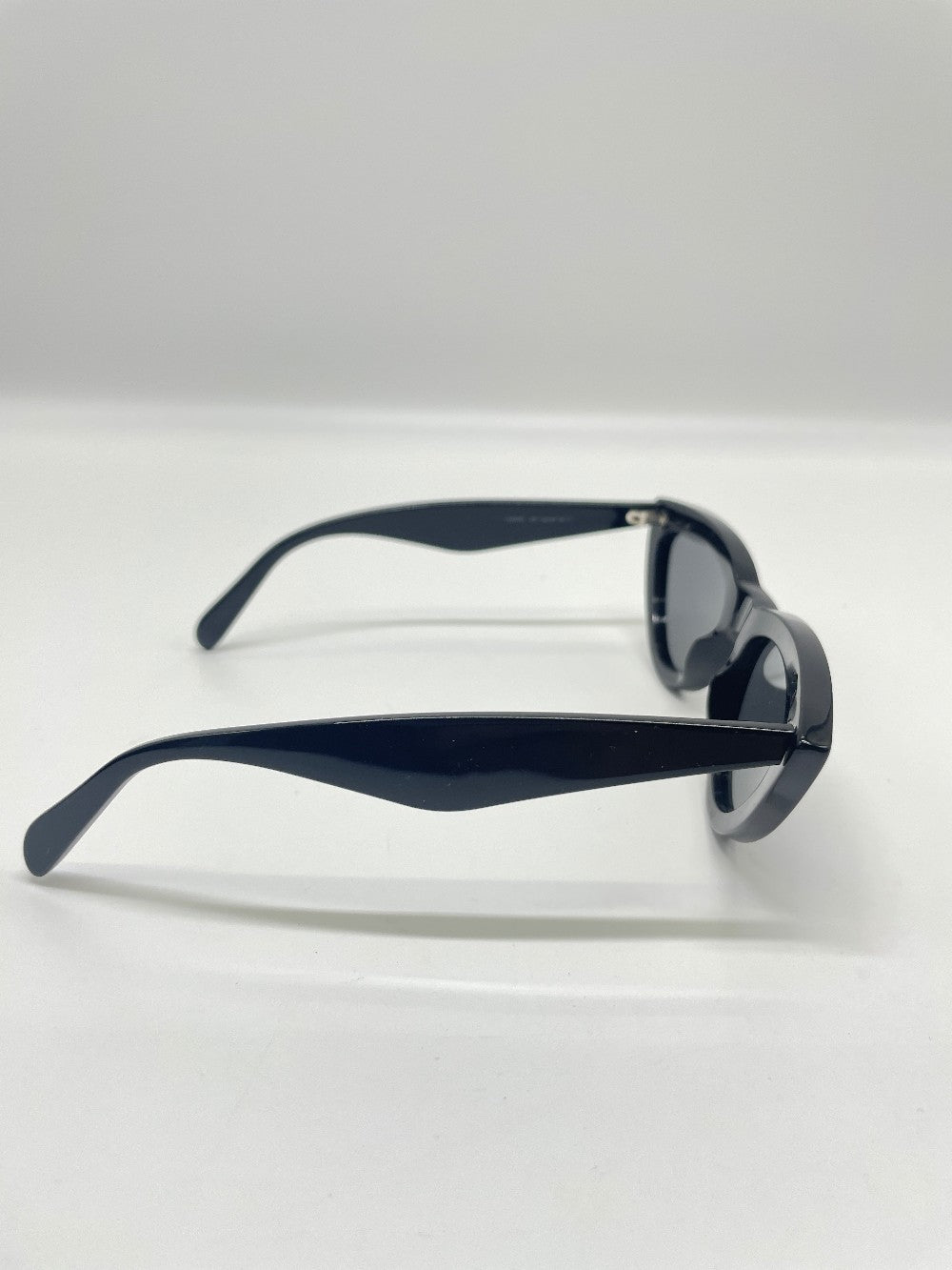 Preowned. Celine Shades|12533