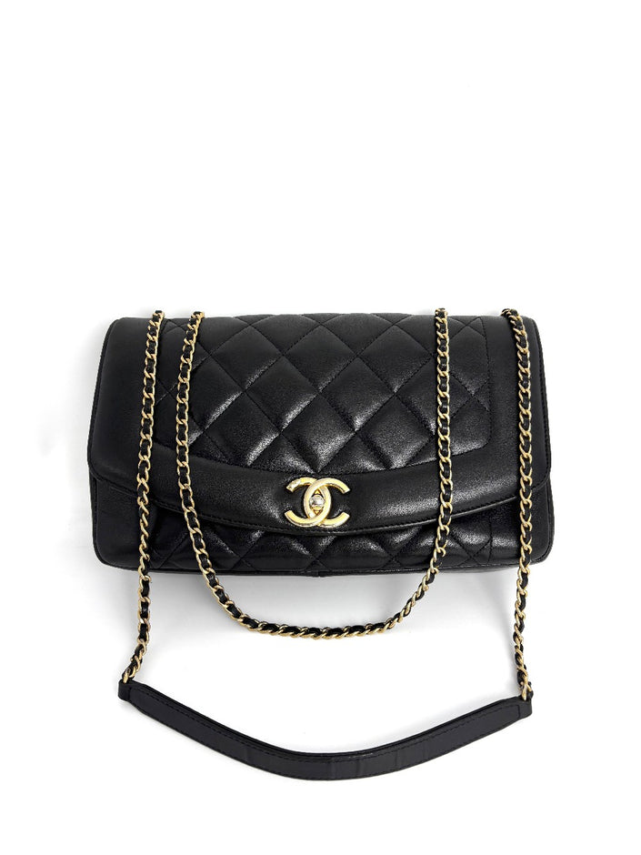 Preowned. Chanel Seasonal Flap Black GHW. 20734928|4128