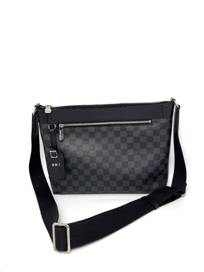 Preowned. LV Mick PM Messenger Graphite. CA2188|8185